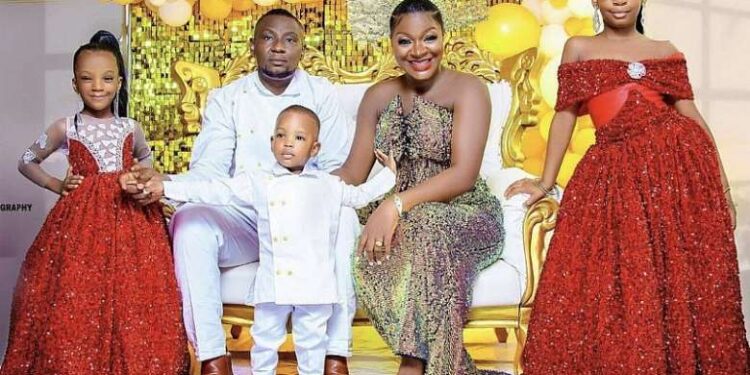 I don’t want to die, I want to be alive — Nigerian actress Chacha Eke announces a break from 9-year-old marriage