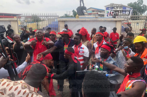 Arise Ghana Demo: ‘Step down if you can’t rule Ghana anymore’ – Protesters tell Akufo-Addo